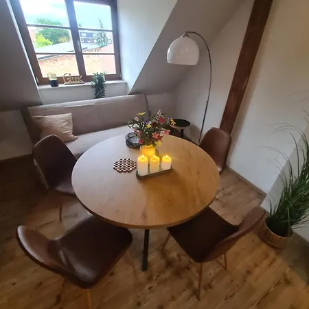 Loft Apartment *